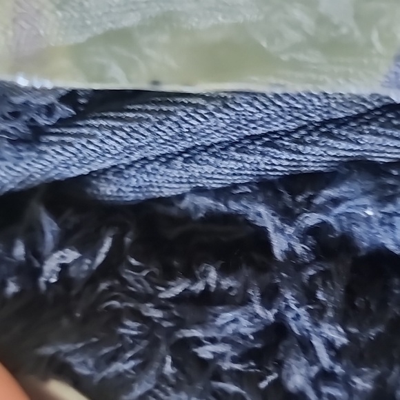 GORILLA GRIP BLACK AREA RUG - Picture 2 of 3